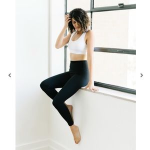 Zyia black ascend hi-rise leggings